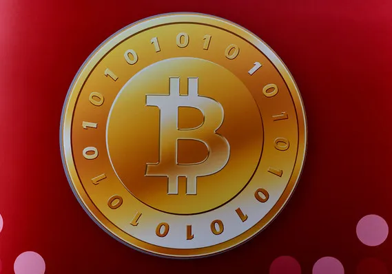 MW-FZ876_bitcoi_20171208181528_MG.jpg