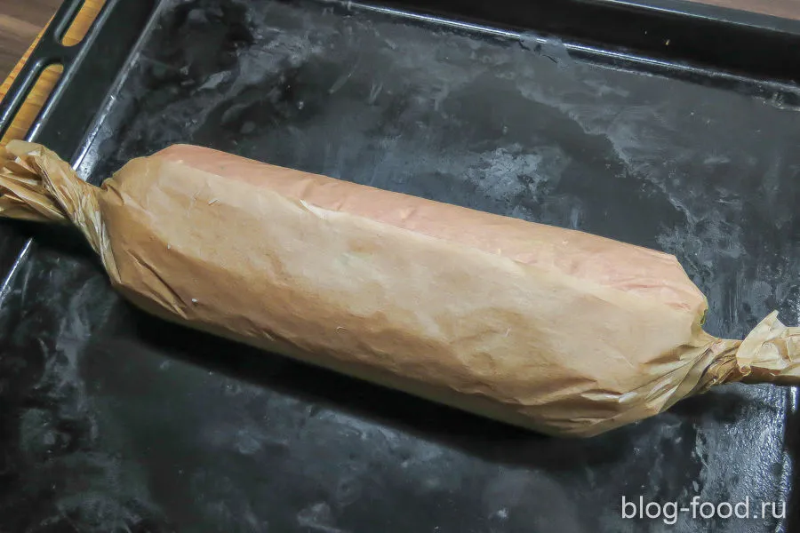 Turkey roll with cream cheese and spinach