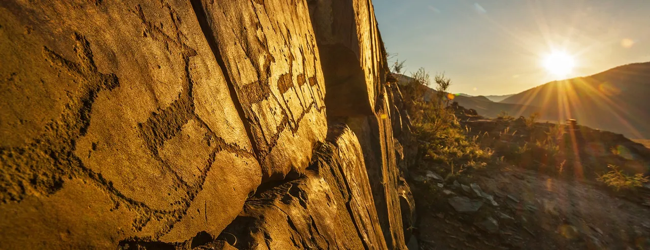 Petroglyphs of the Kalbak-Tash tract (Altai Mountains, Russia) part 1