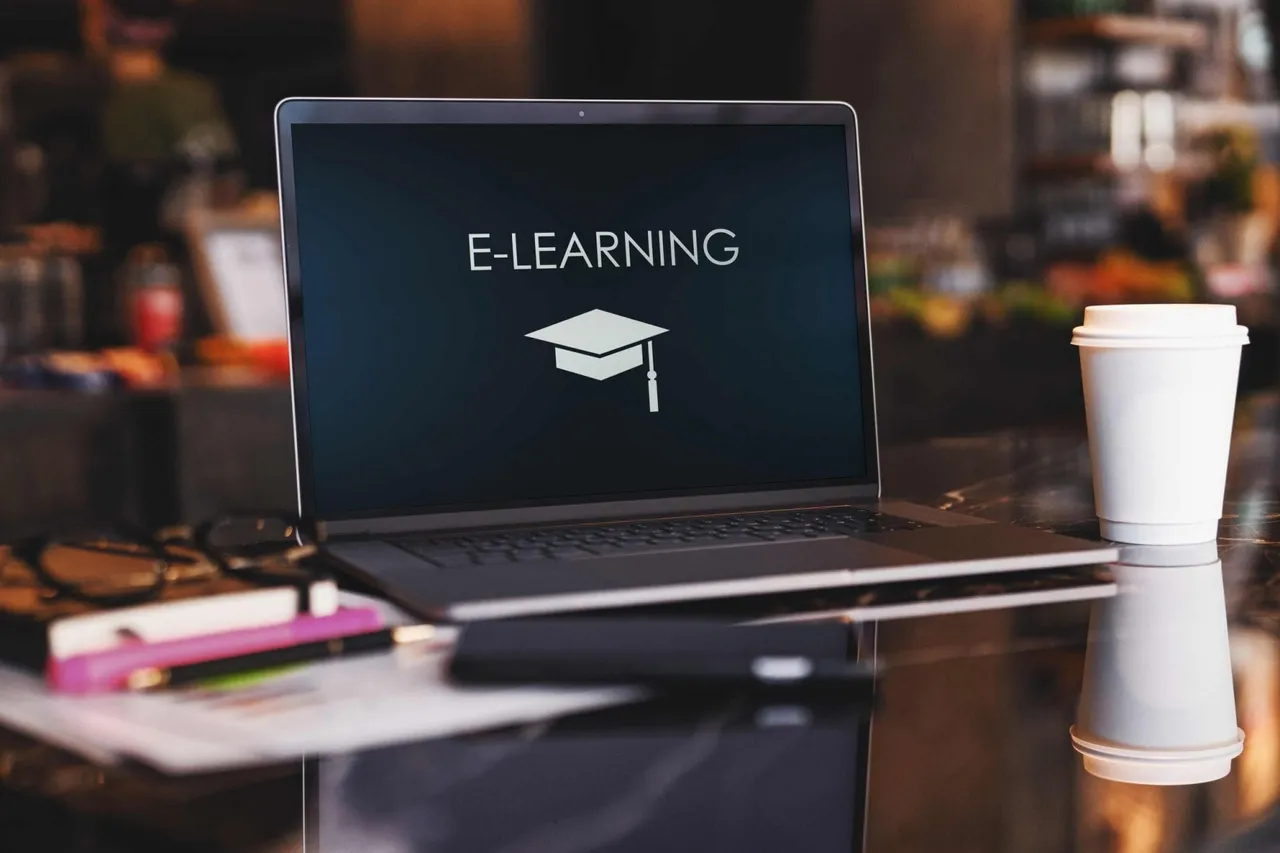 20190509074950-Apply-Now-Startup-School-Online-Course-Bigstock-4000pxW-X-2670pxH-copy.jpeg