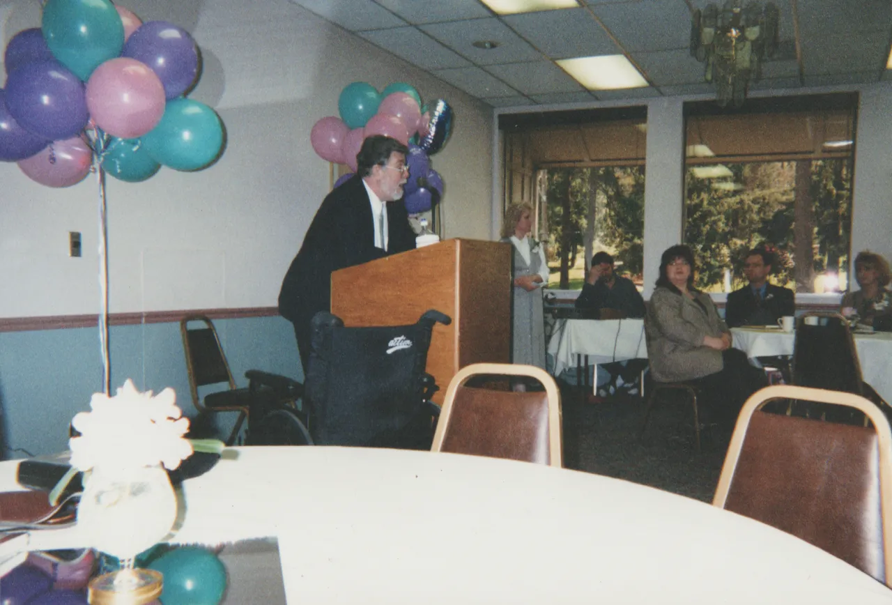 1998 - Power Net meeting or something by what was Whiz Bang and Subway in or near Cornelius, not sure what year or month, 11pics-04.png