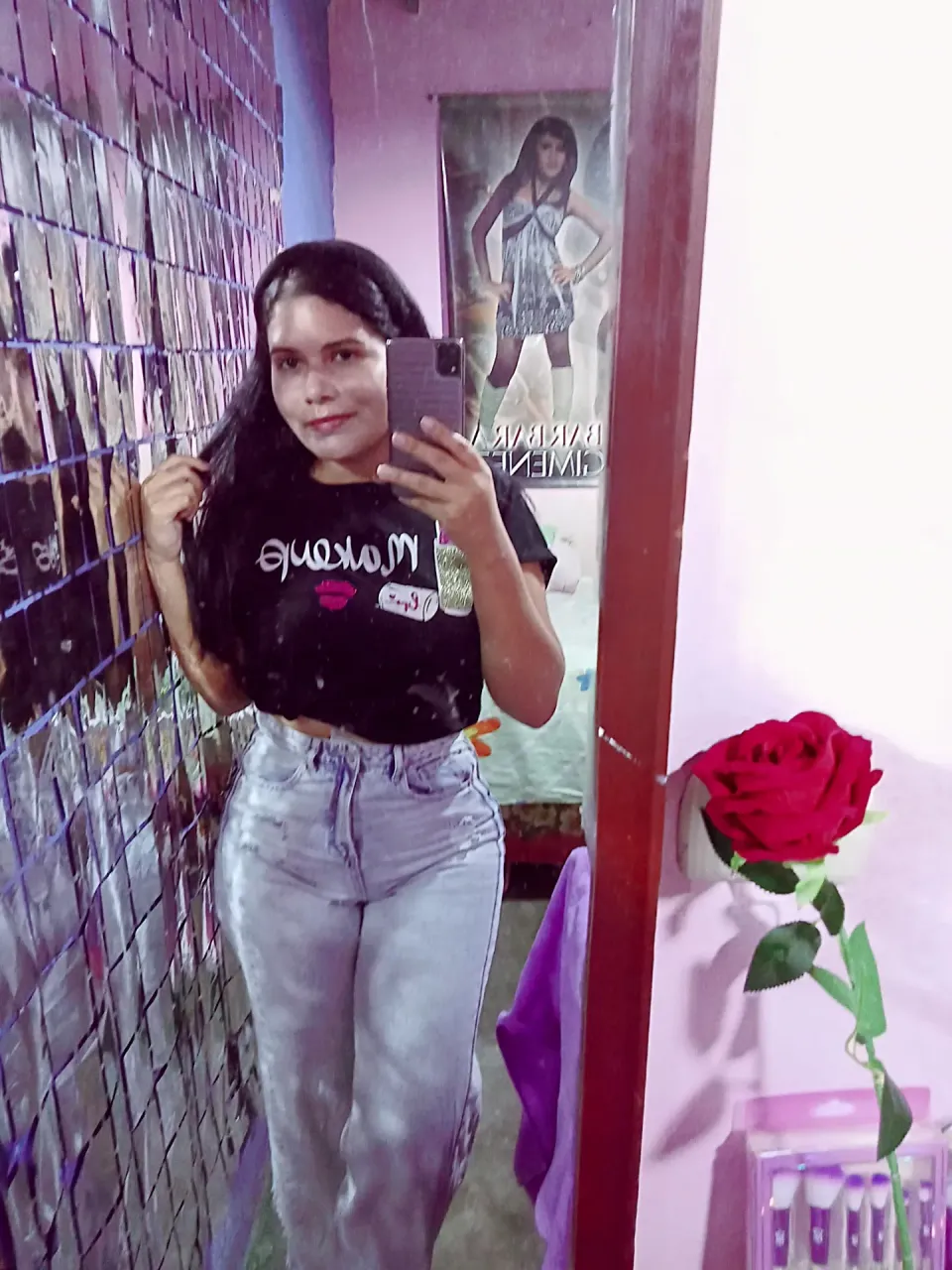 LdCfCdhJ2M1McOG7_20250326_175923_960.webp
