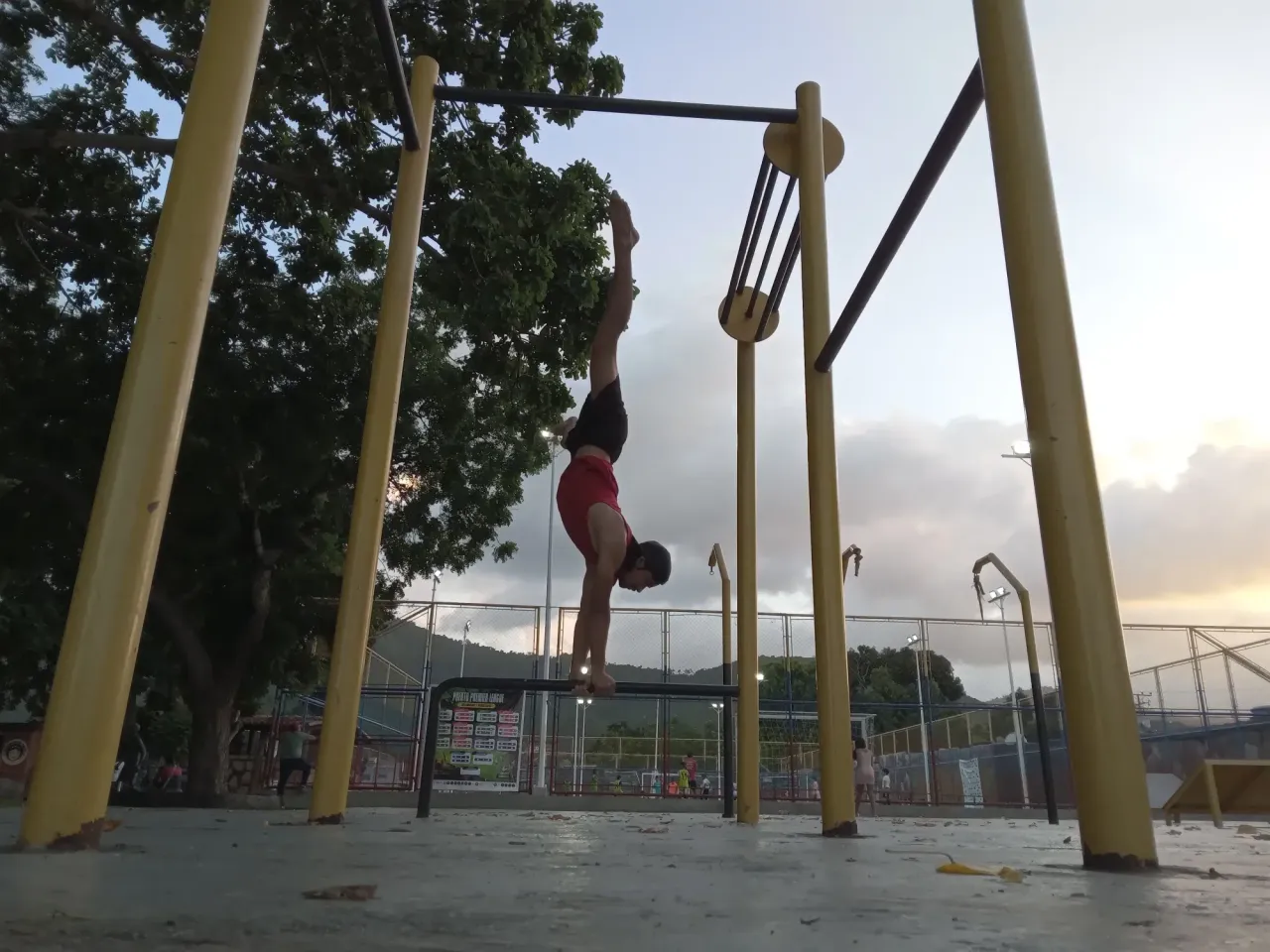 EOJwrxBNH4BFalLm_20241205_174839247.webp