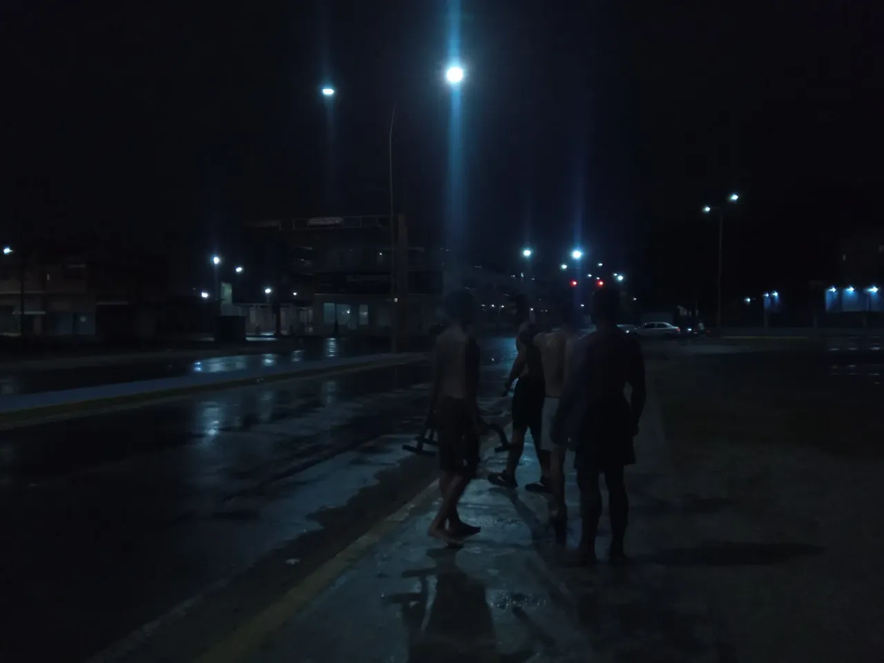oMHCGlWromNtIYj1_20250521_191623543.webp