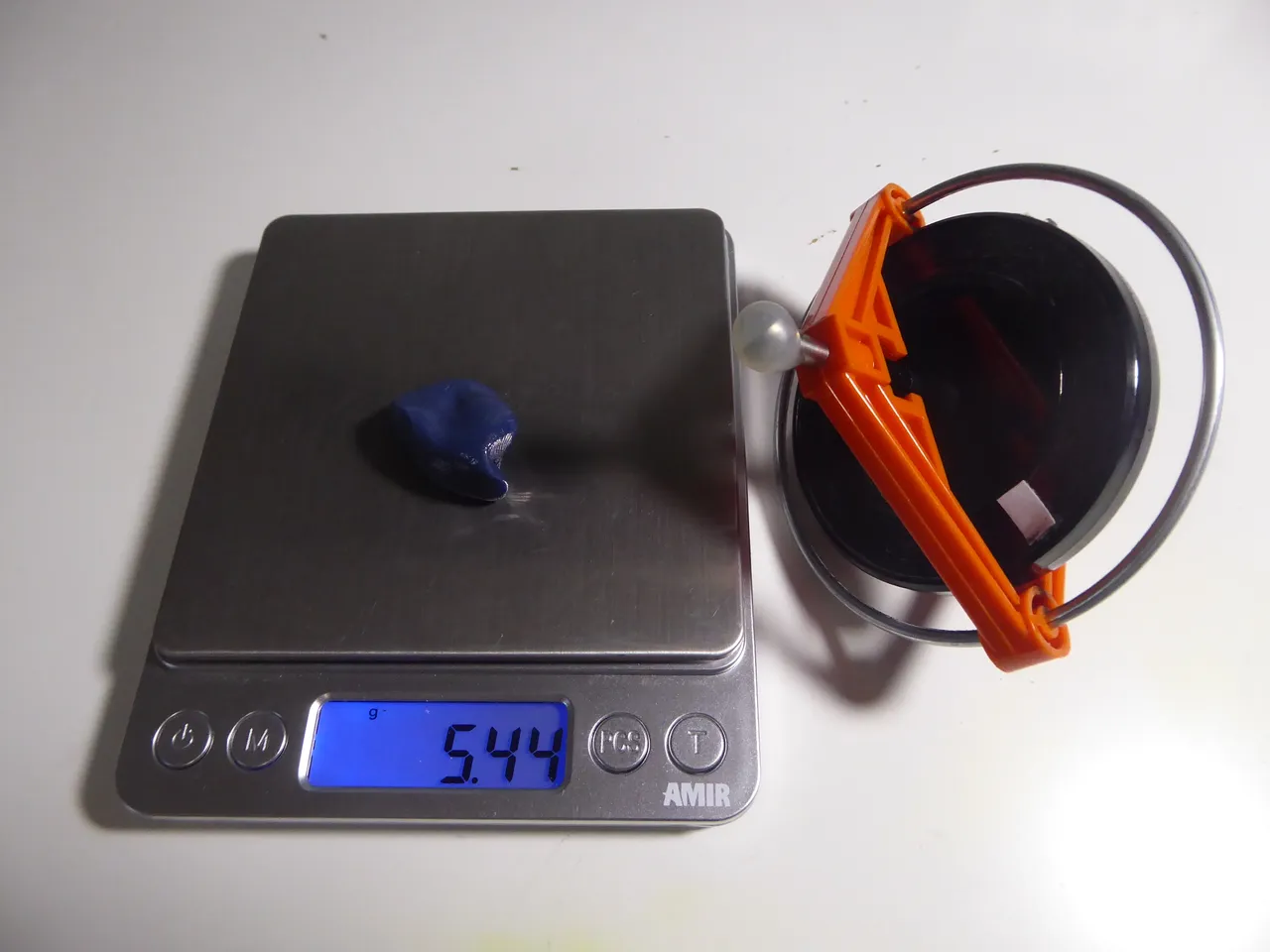 Putty 5.44 g for Toy Gyroscope.JPG