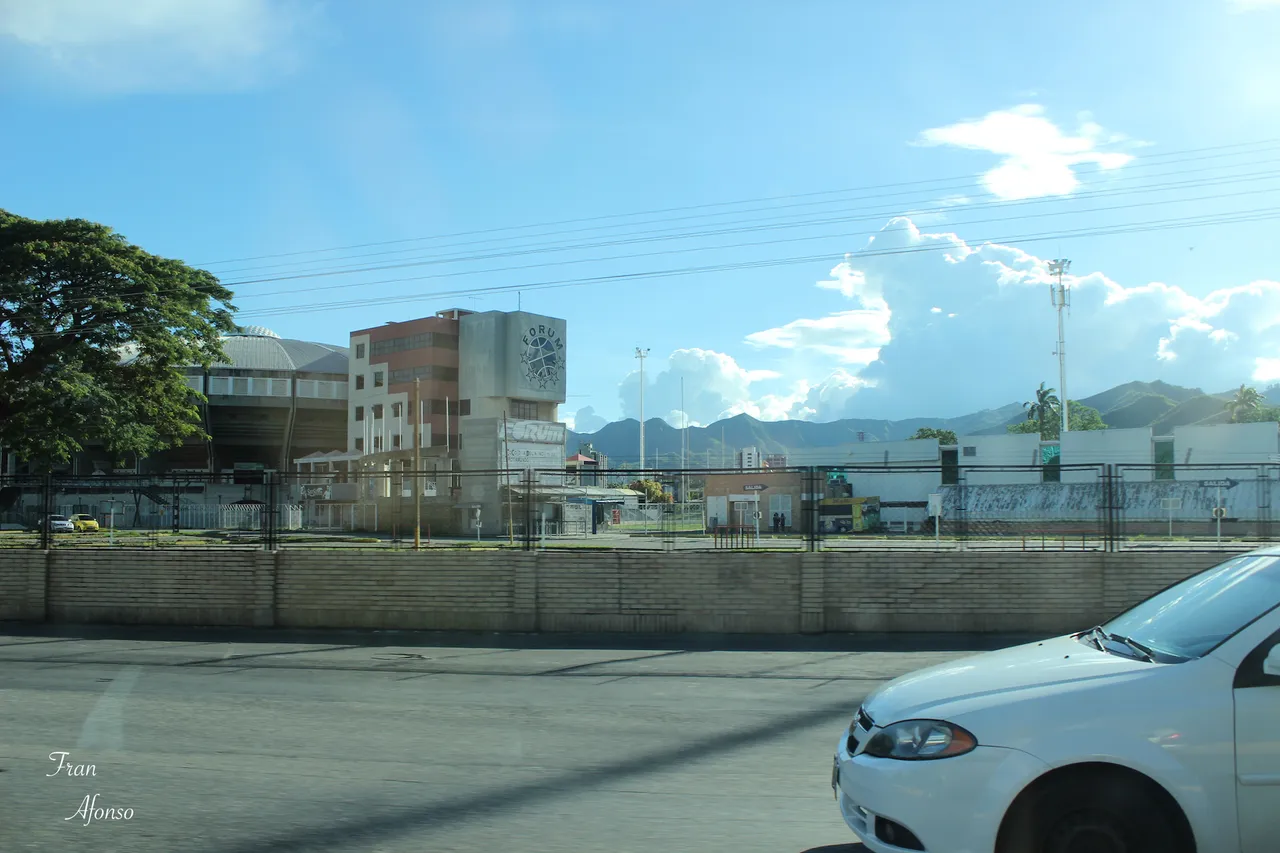 12 El Cielo que no se Oculta.JPG