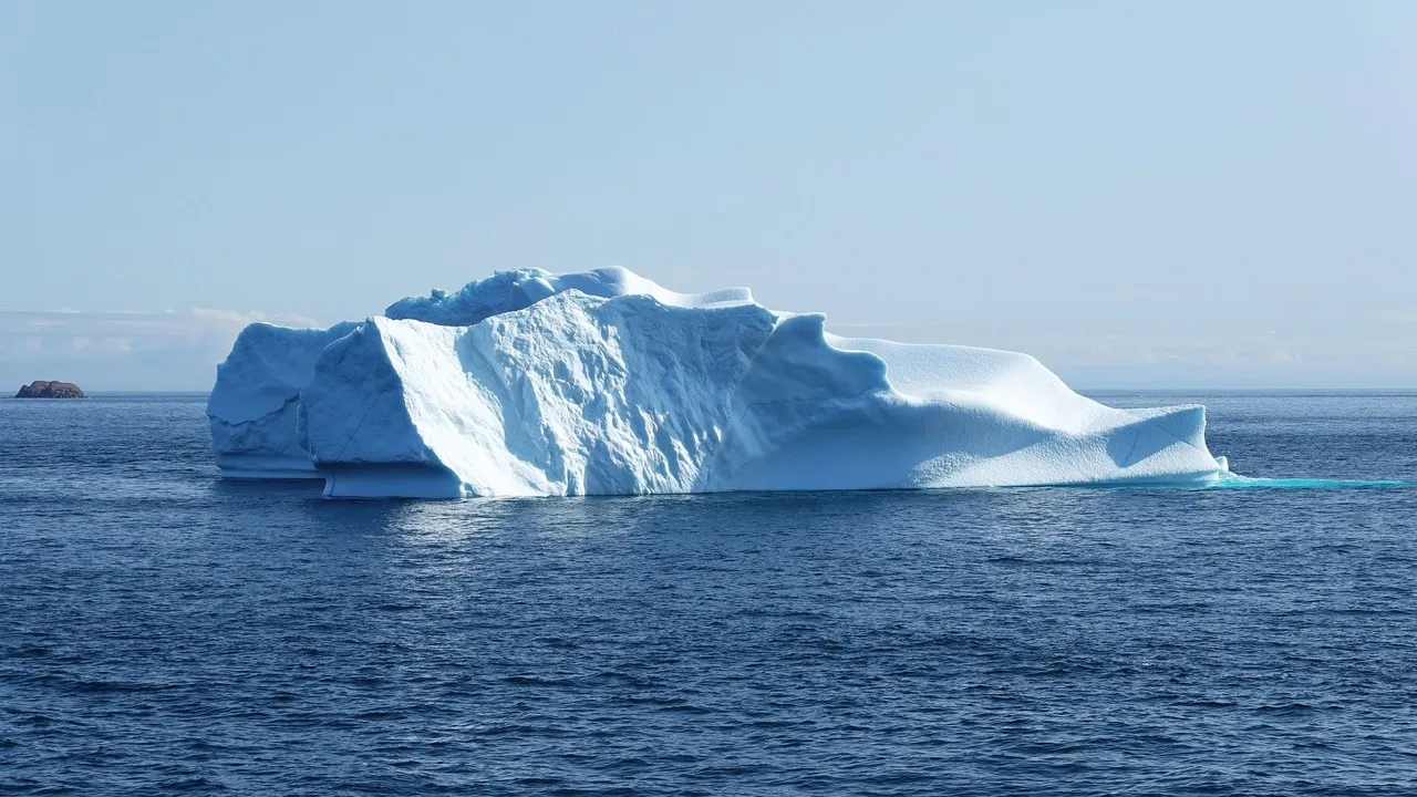 iceberg-4510819_1920.jpg