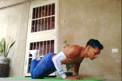 IMG_cmnc4v.gif