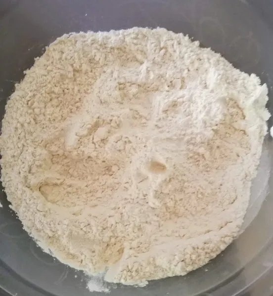 flour 1.jpg