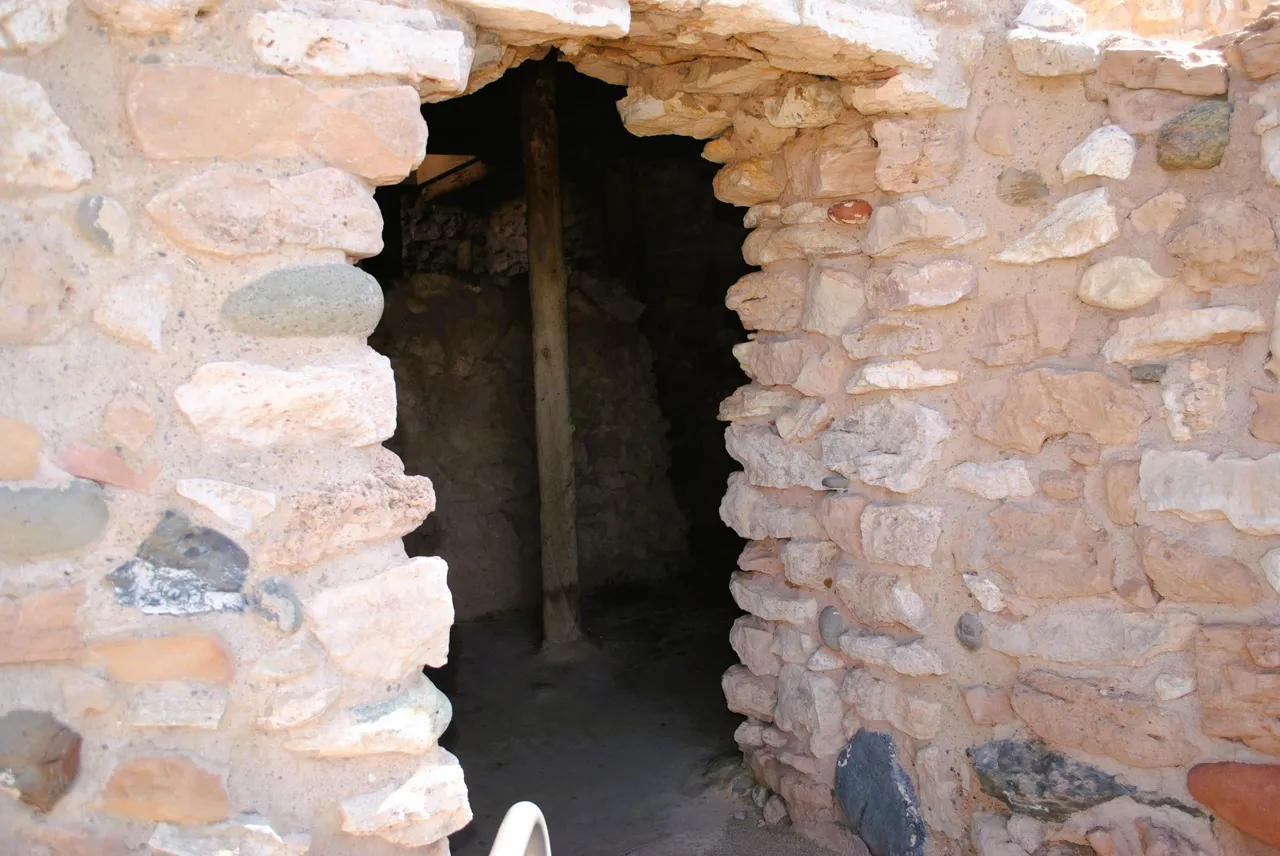 kiva doorway (made).JPG