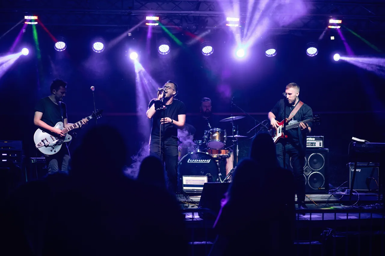 Valley Echo Rock Fest 15.jpg