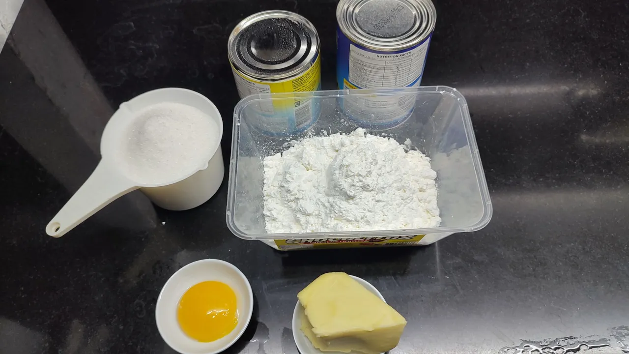 Ingredients of Salted Caramel Sauce