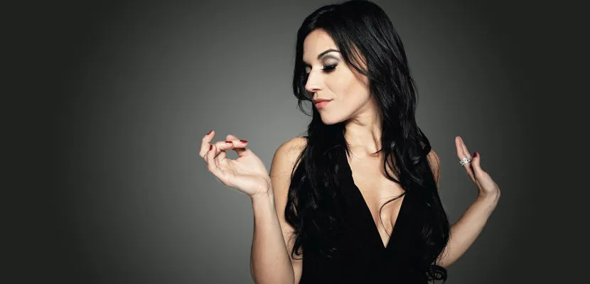 Lacuna-Coil-Cristina-Scabbia-830x400.jpg