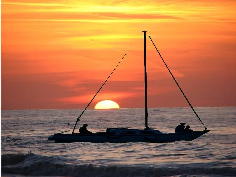 sunset_boat.jpg