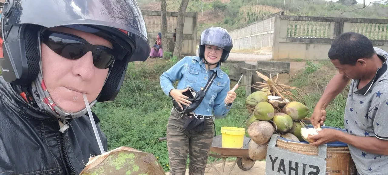 Agua de coco para refrescarel viaje