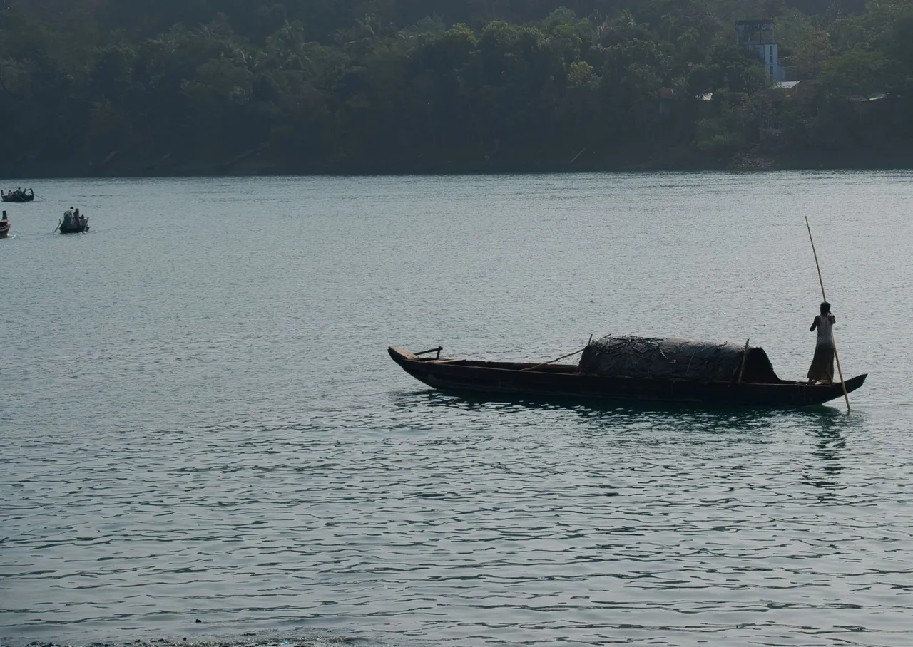 anotrer boat18.jpeg