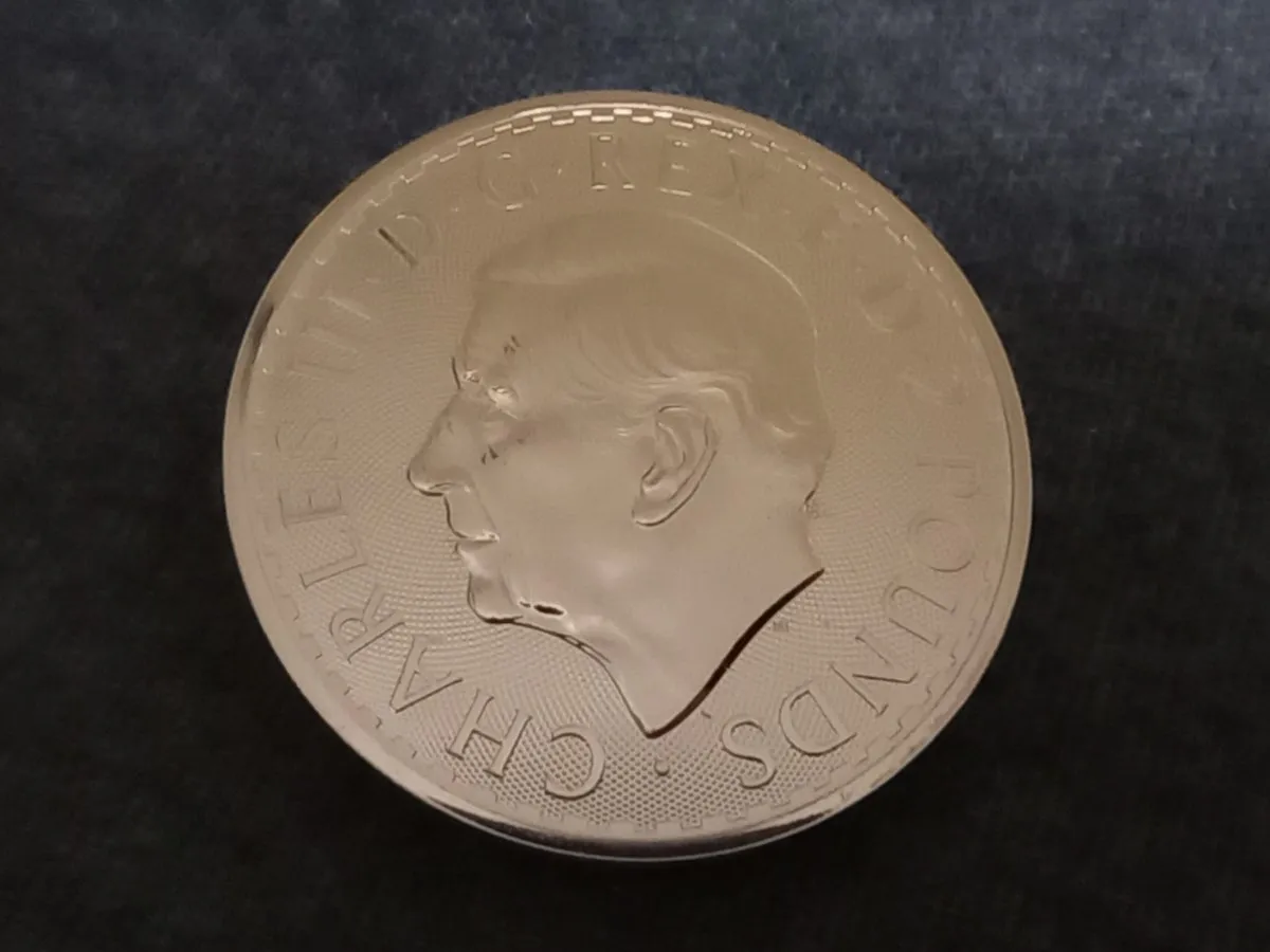 2 Pounds Heads.jpg