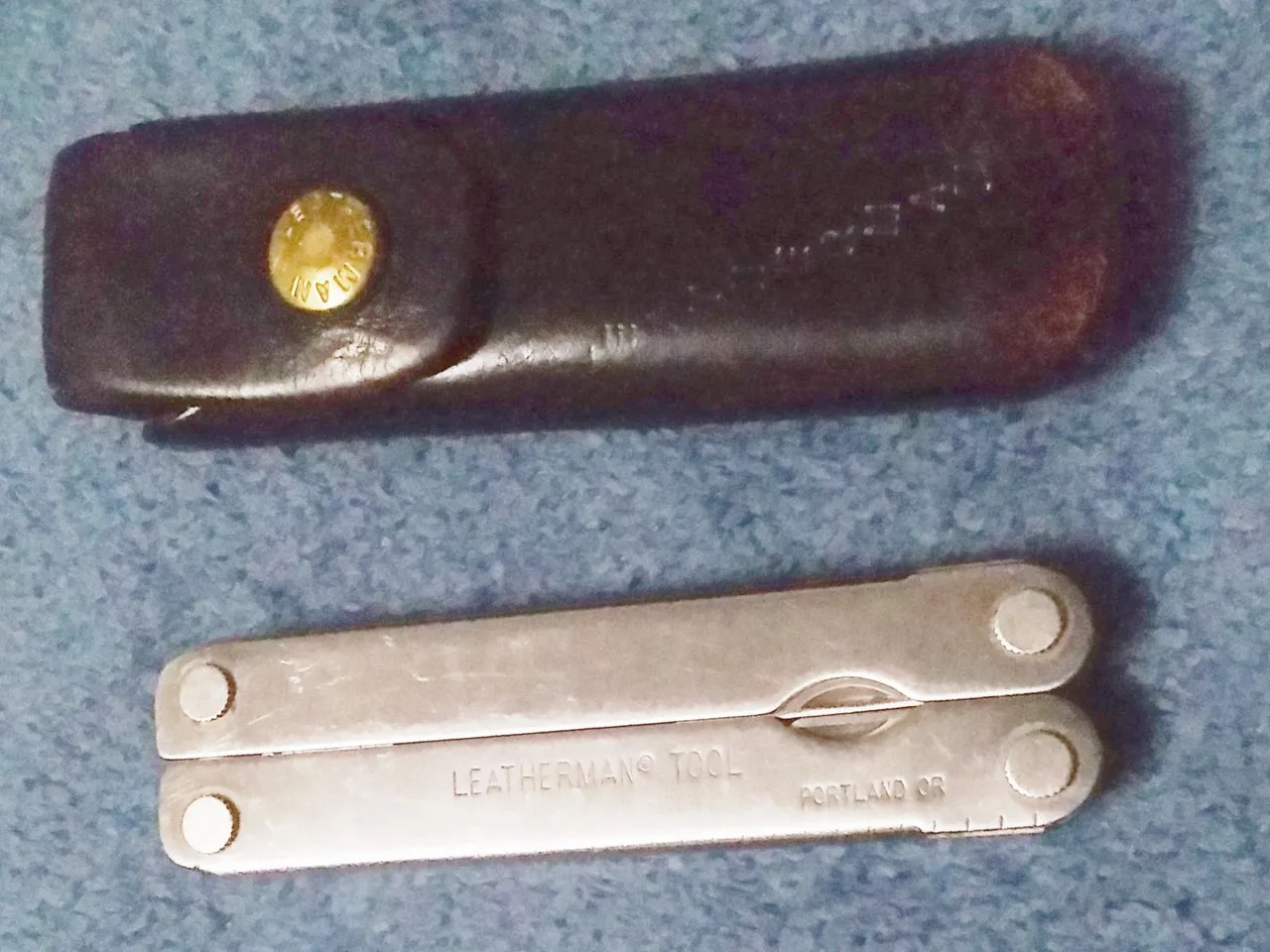 leatherman tool.jpg