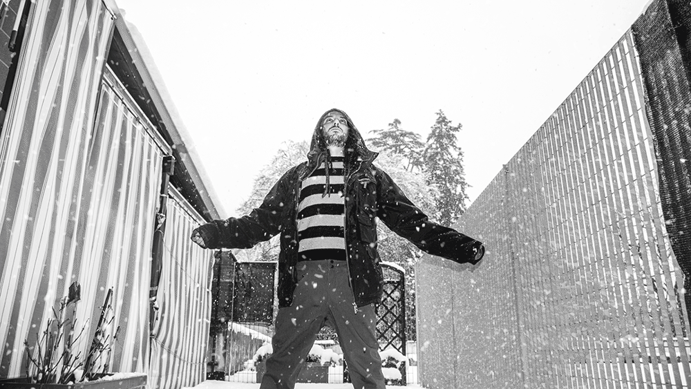SnowAni1B&W2.gif
