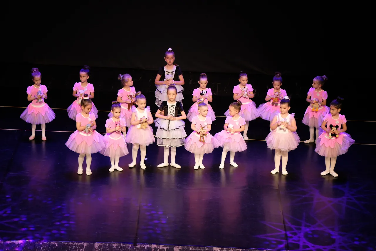 DSCF8892_cr.jpg