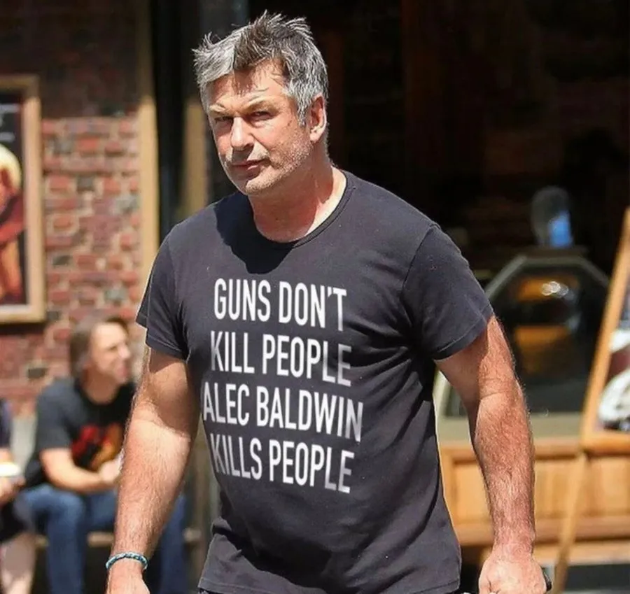 alec-baldwin-guns.jpg