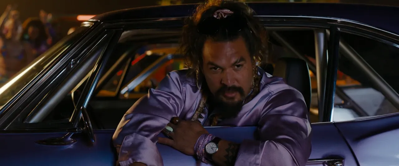 Momoa 2.png