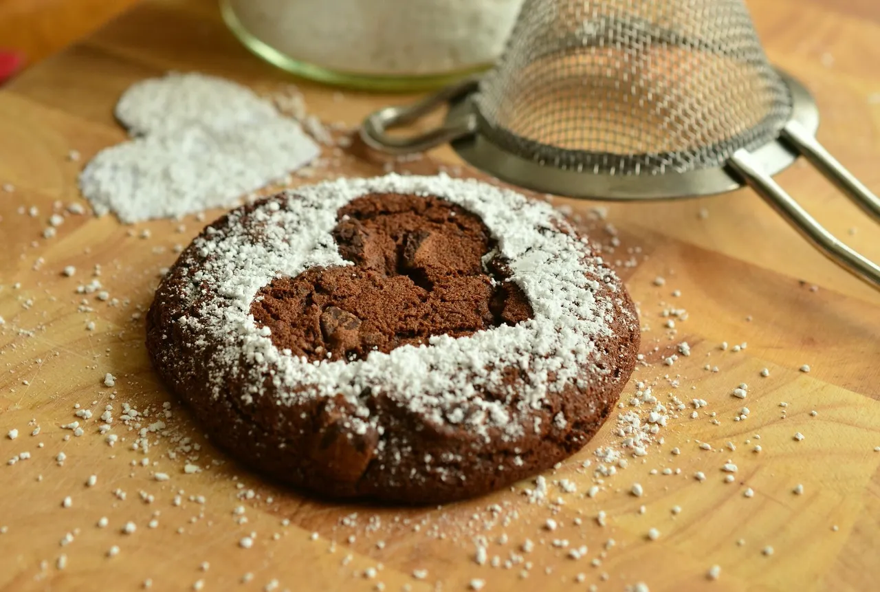 cookie-g00bbc623d_1920.jpg