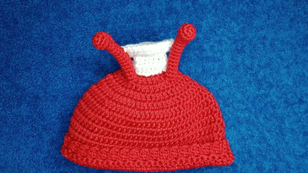 Jollibee Crochet Costume (9).png