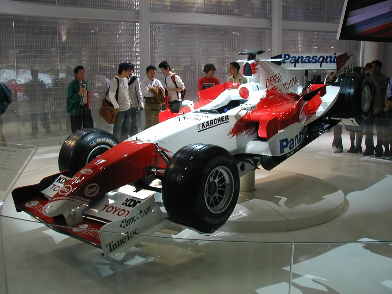 143 - Toyota T105 F1 car - I always thought this was the best paint scheme on the grid