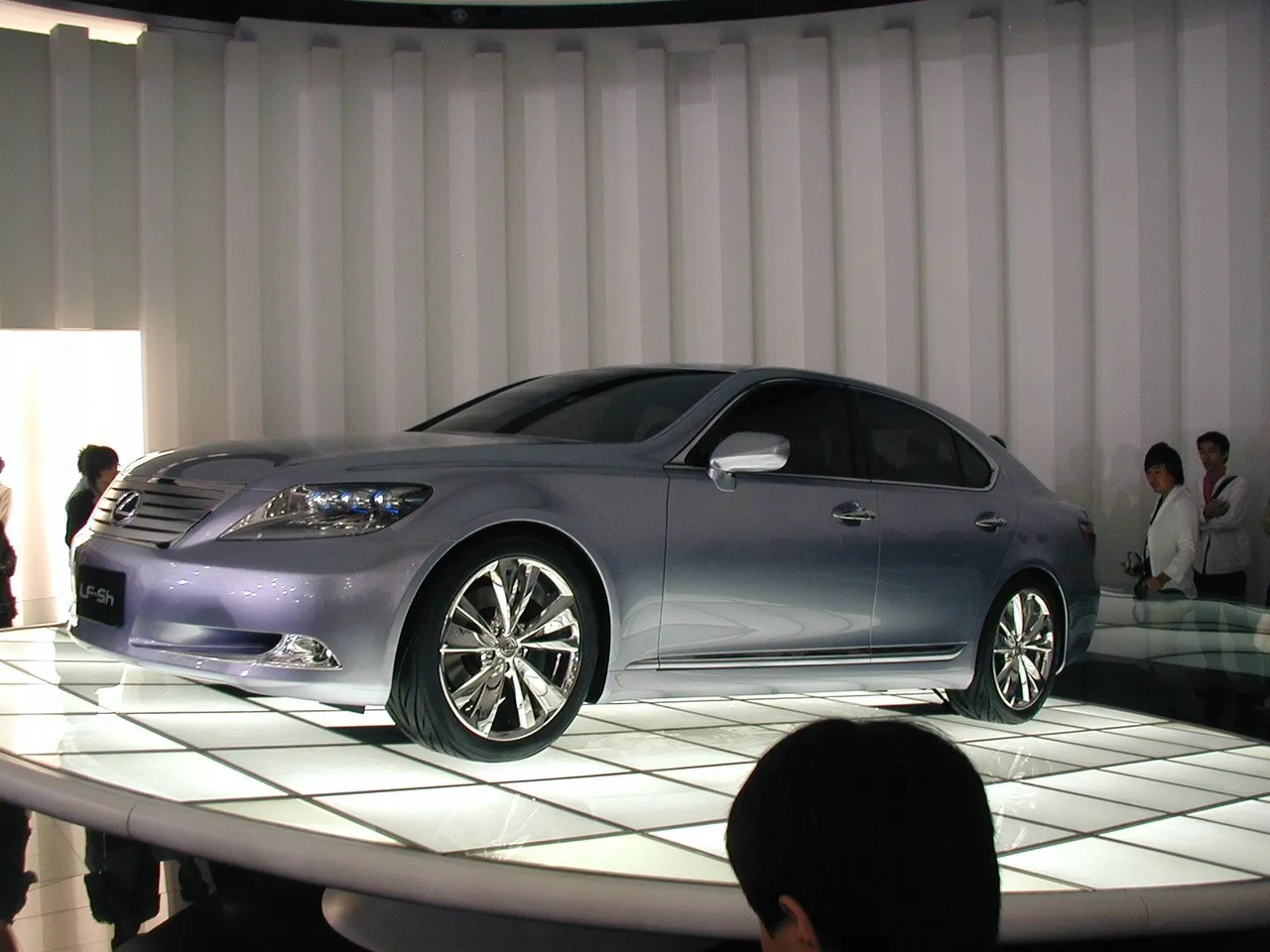 147 - Lexus LF 5h concept - Don't think this nameplate was ever used.  Must have been a study for the LS flagship.