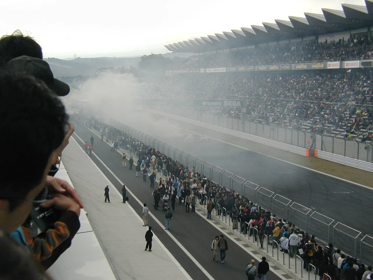 265 - All four drifter cars make a grand finale of tire smoke!