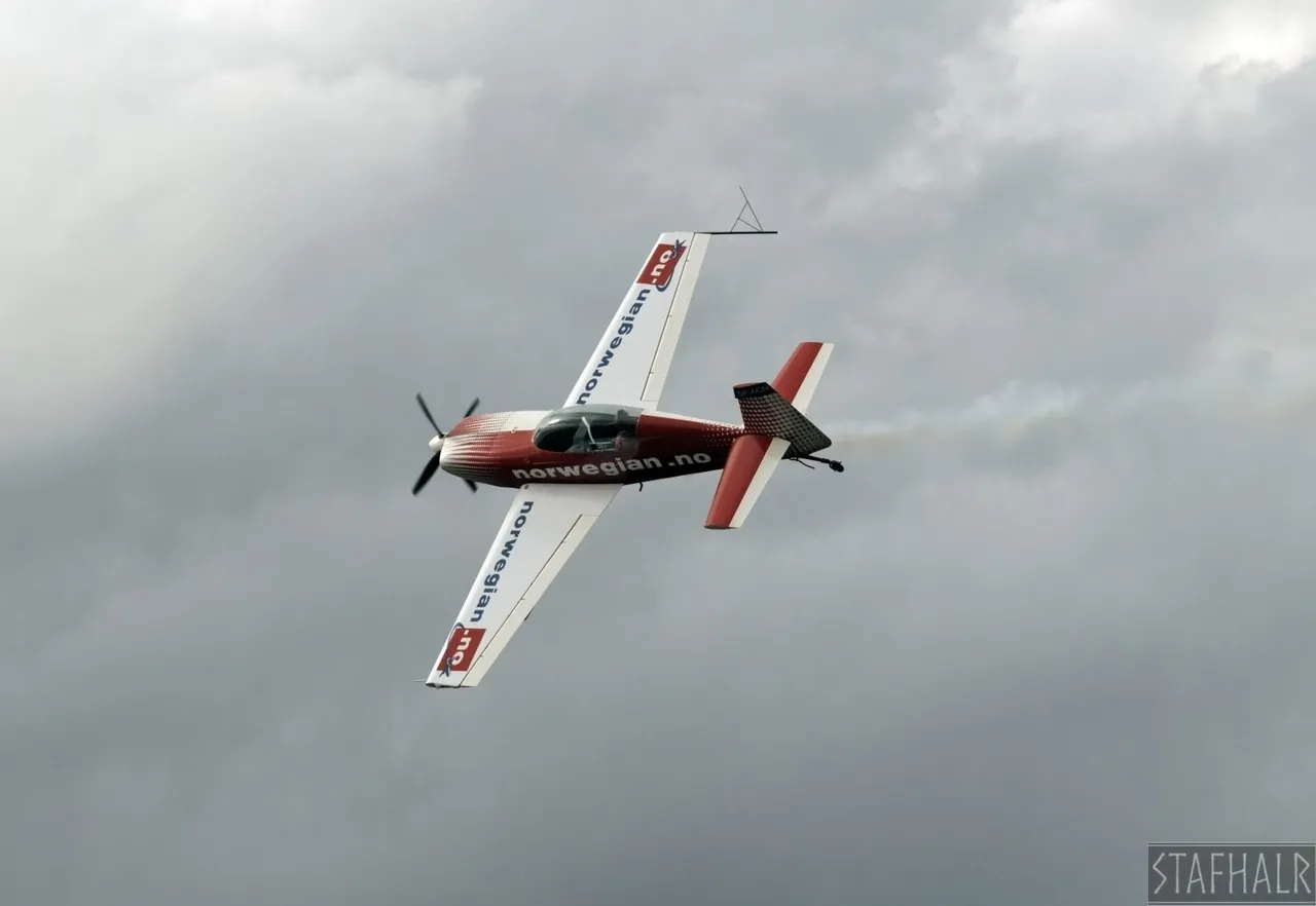 TW175100.jpg