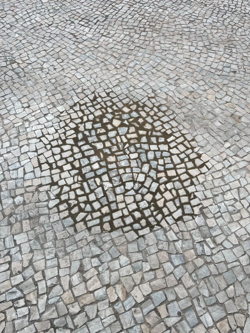 and then, the hole is repaired and the pattern is seamless