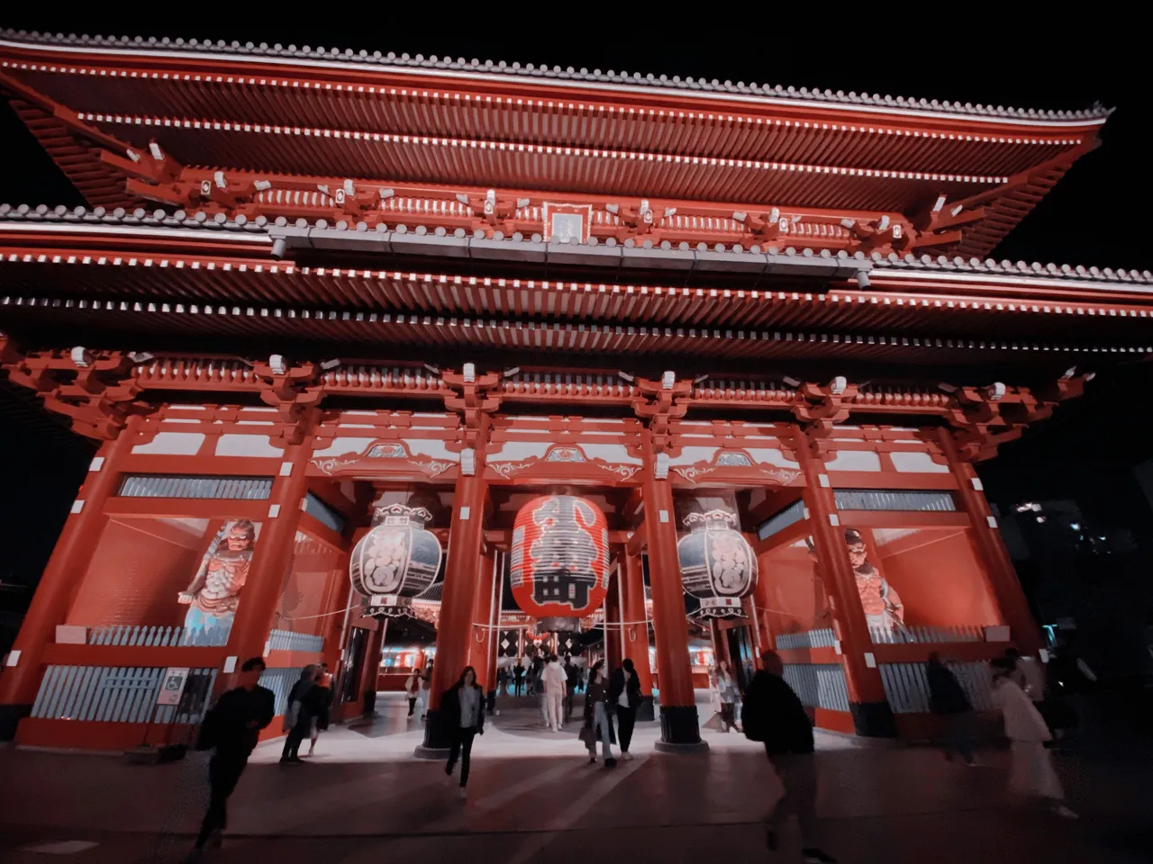 Night time at Sensoji