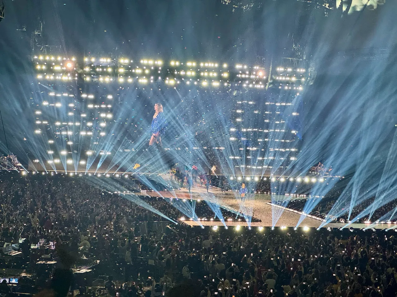 The concert's about to end