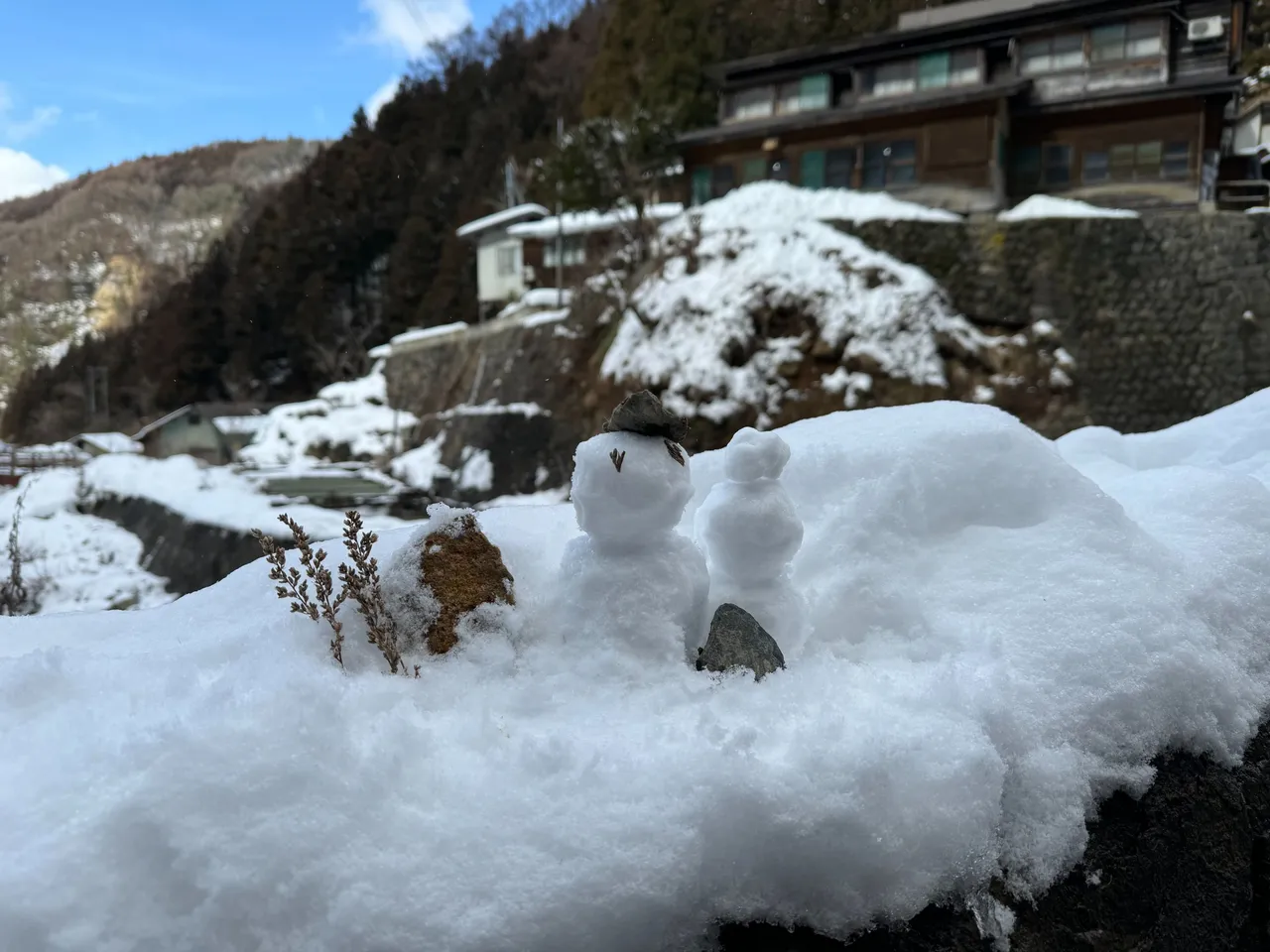 Leaving Jigokudani with these little snowmen