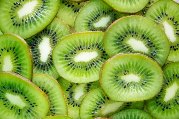 close_up_green_kiwi_fruit_slices_53876_33622.jpg