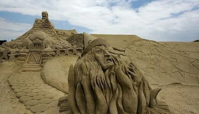 the_best_sand_sculptures_in_the_world_640_37.jpg