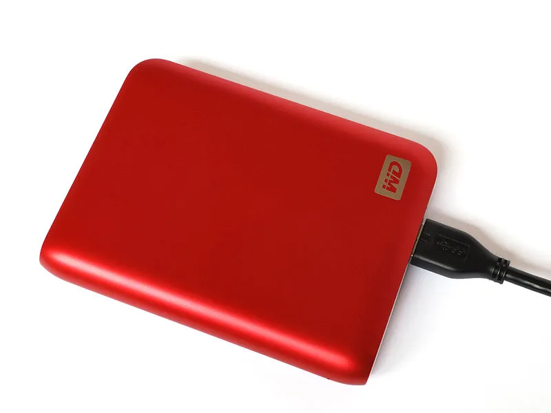 800px-Portable_Hard_Disk_1TB_Western_Digital.jpg