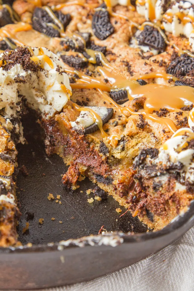 salted-caramel-filled-oreo-skillet-cookie-29.jpg