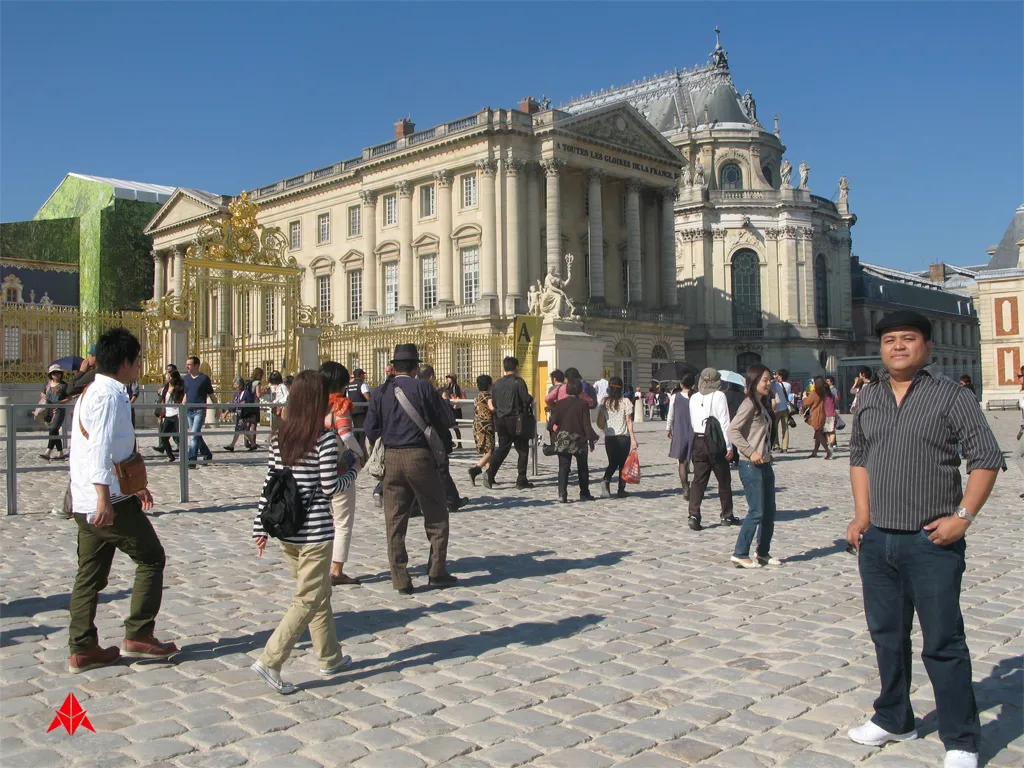 VERSAILLES 10.jpg