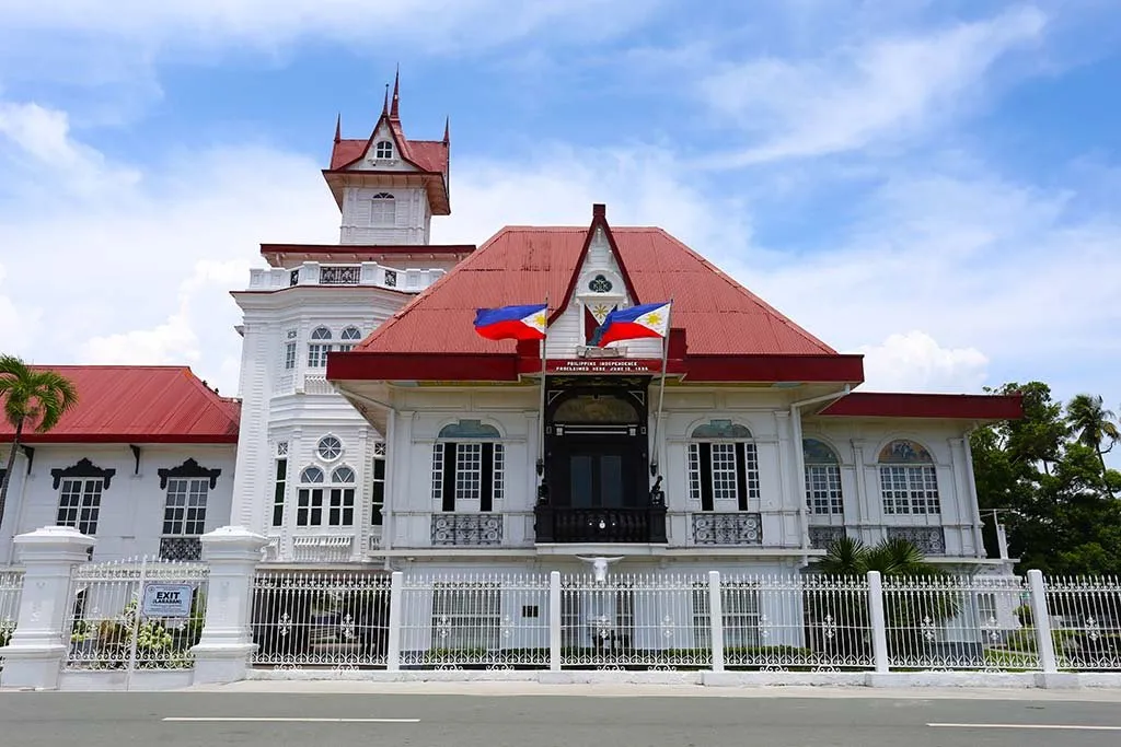 Drawing the Emilio Aguinaldo Shrine! (Kids' Art Party)