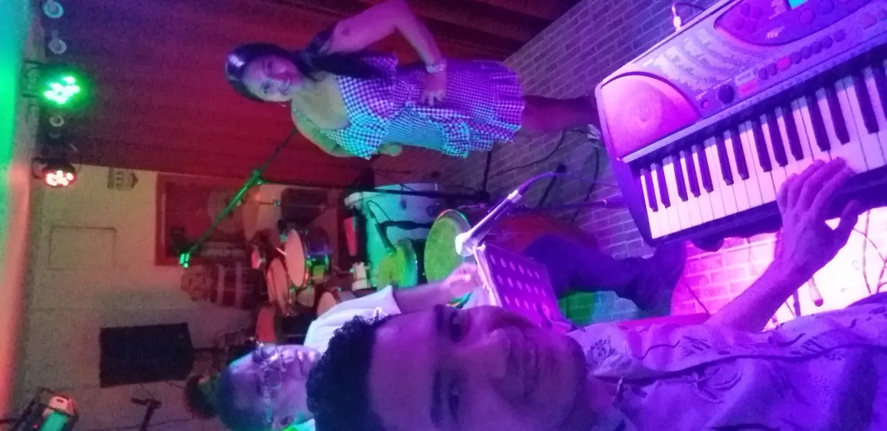 esta.jpg