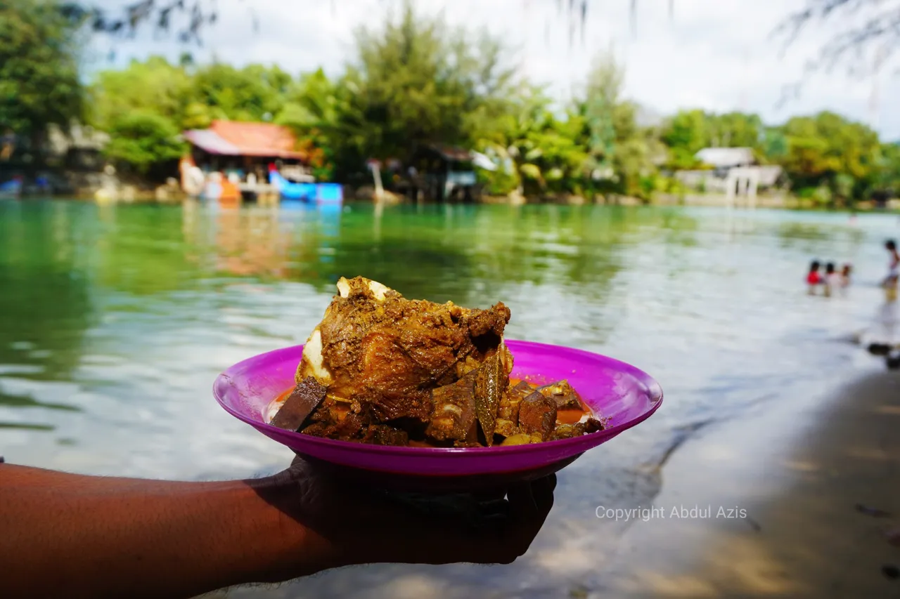 Lamb head with clear river