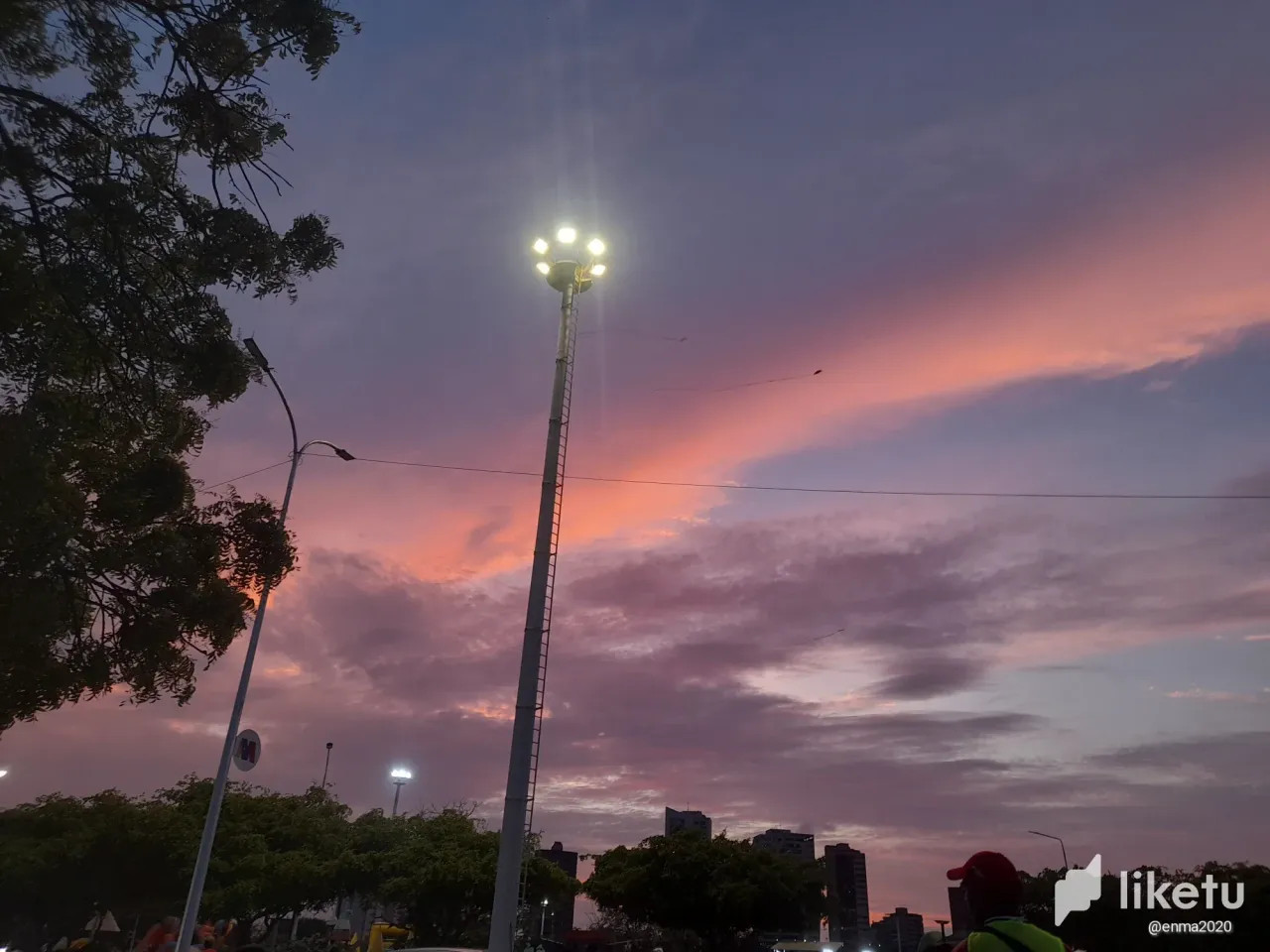 clvk7l24y000c3wszhij22i8m_20240428_190448.webp