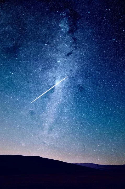 night-sky-569319_960_720 Meteor Shower Lyrid.webp