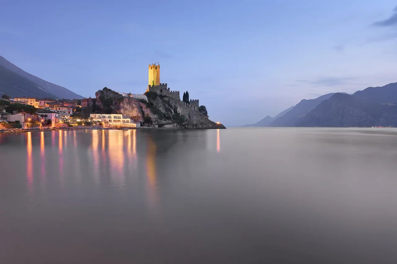 Lake Garda and Town of Malcesine, Italy.jpg