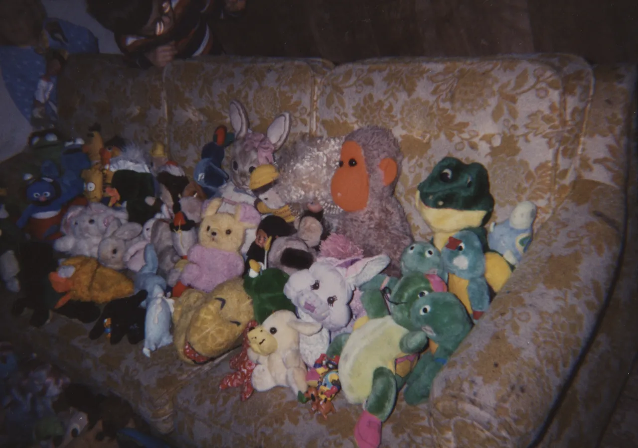 1993 and 1991-12-31 TUE STUFFED ANIMALS-6.png