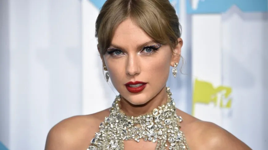 Screenshot at 2022-11-18 18-14-20 Taylor Swift.png
