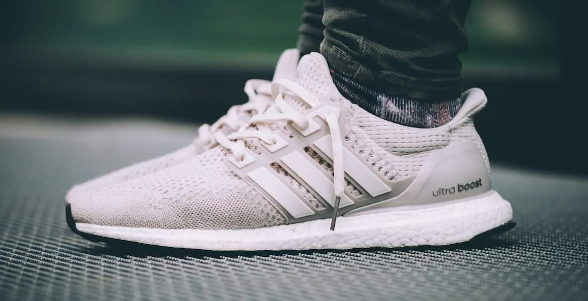 mens-street-style-adidas-ultra-boost-1.0-cream-1170x599.jpg